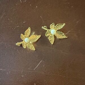 Gold Leaf Pearl Earrings